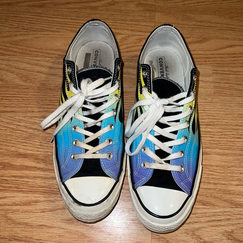 Converse multi color flame low top